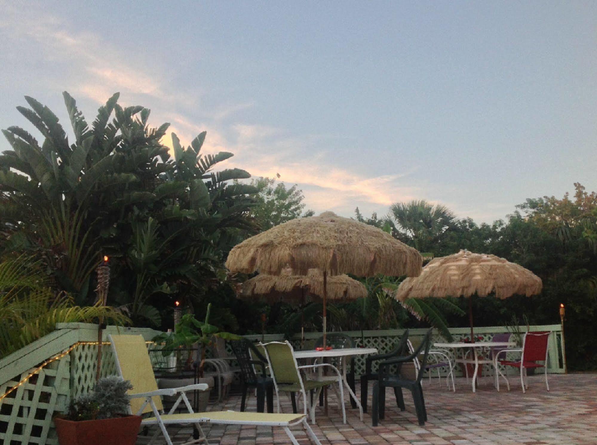 Mellon Patch Inn Port St. Lucie Экстерьер фото